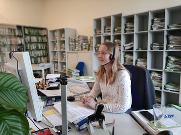 Justizfachwirtin Hermsmeyer in Ihrem Büro