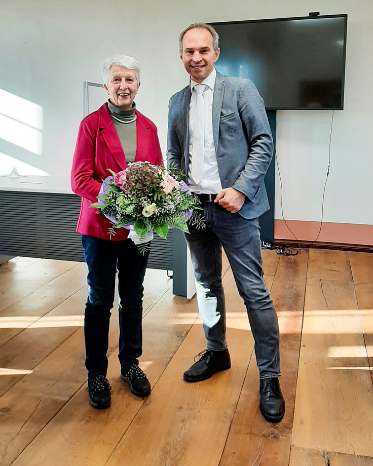 Landwirtschaftrichterin Frau Rosenbusch mit Richter Edmund Jahner bei der Verabschiedung